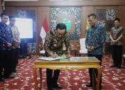 Pemkab Pamekasan Menandatangani Kemitraan Pendirian Fakultas Kedokteran UTM