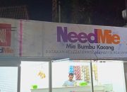 Telah Hadir Warkop NeedMe Mie Kacang plus plus Di Gerbang Pelabuhan Kalianget