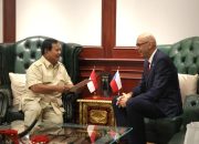 Menhan Prabowo Menerima Courtesy Call Dubes Ceko, Bahas Kerja Sama Transfer Teknologi Pertahanan
