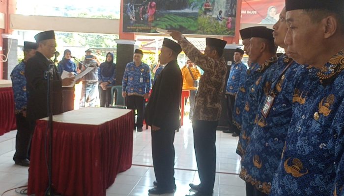Penuhi Permohonan BPD, PJ Bupati Probolinggo Lantik Nuri Sebagai PJ Kades Tegalwatu