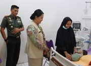 Komandan Kodim 0826 Pamekasan Beri Dukungan Moral Saat Kunjungi Keluarga Anggotanya Yang Sedang Sakit