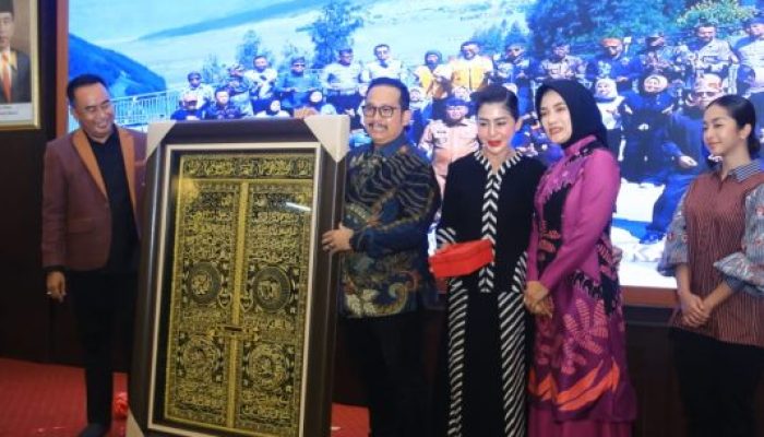 Pj. Bupati Ugas Hadiri Pisah Sambut Kepala Kejaksaan Negeri Kabupaten Probolinggo
