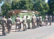 Satpol PP Probolinggo Eksekusi Sejumlah Warung Yang Disinyalir Tempat Prostitusi