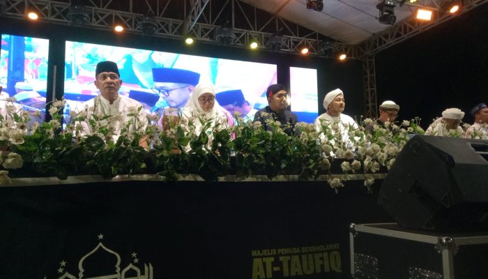 Sumenep Bersholawat, Bupati Dr. H. Achamd Fauzi Wongsojudo Ajak Masyarakat Hidup Harmonis