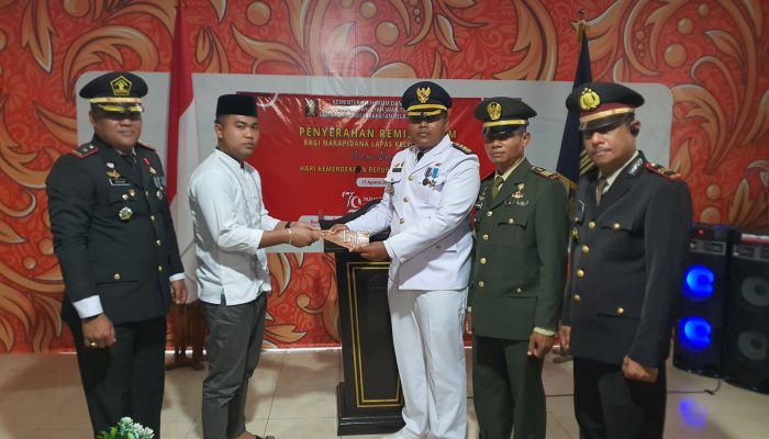 Sejumlah WBP lapas Kelas III Arjasa Terima Remisi di HUT RI Ke-79