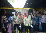 Plt. Bupati Sigap Tinjau Lokasi Kebakaran Di Pasar Induk Krian