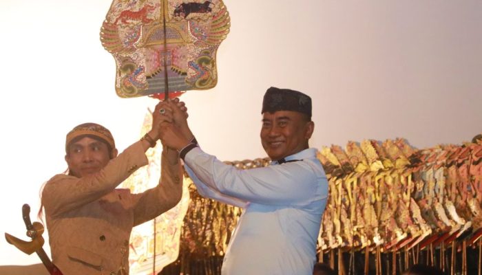 Berantas Peredaran Rokok Ilegal, Pemkab Gelar Pagelaran Seni Wayang Kulit