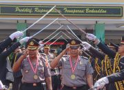 Pelepasan 10 Personel Purna Tugas Polres Lumajang  Gelar Upacara Pedang Pora Penuh Rasa Haru