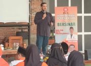 Program Calon Walikota Probolinggo Satu Keluarga Satu Sarjana  Dipertanyakan Kaum Milineal