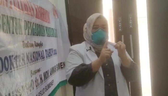 Dokter Spesialis Paru RSUD dr. H. Moh. Anwar Sumenep Beri Penyuluhan Keluarga Pasien Tentang Bahaya TBC