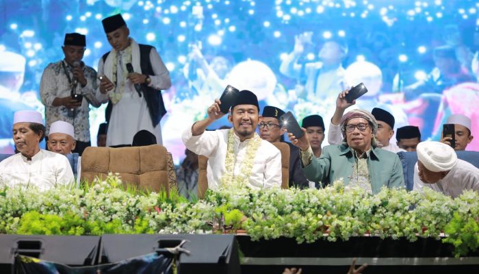 Belasan Ribu Warga Saronggi Bersholawat Doakan Faham Menang Pilkada 2024