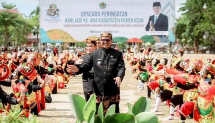 Pemkab Pamekasan Gelar Upacara Hari Jadi Ke-494, Masruki: Lestarikan Budaya Sebagai Budaya Leluhur