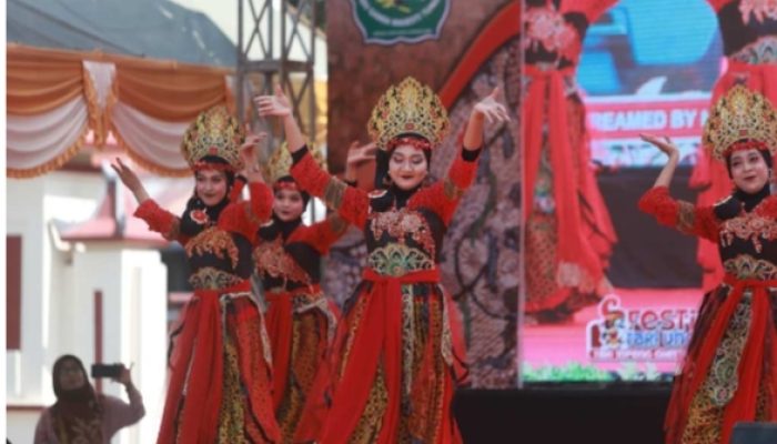 Disdikbud Kabupaten Pamekasan Gelar Festival Tari Unggulan Ikut Semarakkan Hari Jadi ke-494