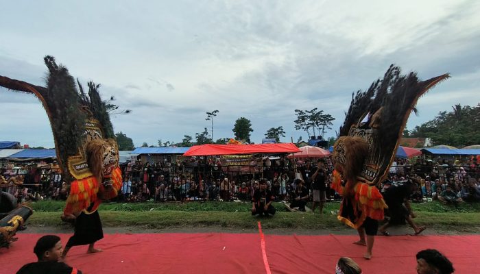 Jokarto Specta Carnival Ikut Meriahkan Harjad Kabupaten Lumajang Ke-769 Ribuan Warga Padati Acara