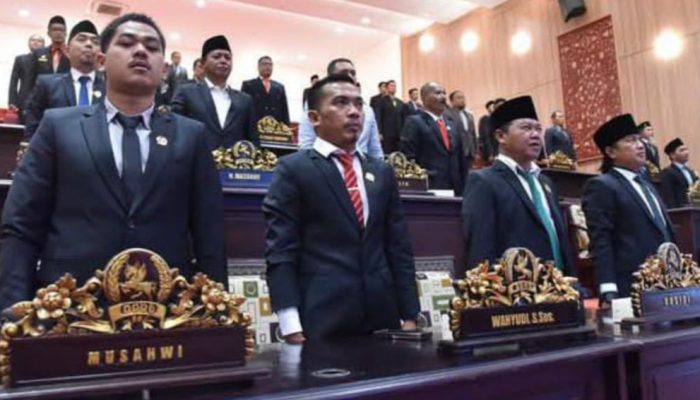 Rapat Paripurna DPRD Sumenep Dalam Rangka Penyampaian Visi Misi Bupati 5 Tahun Ke Depan