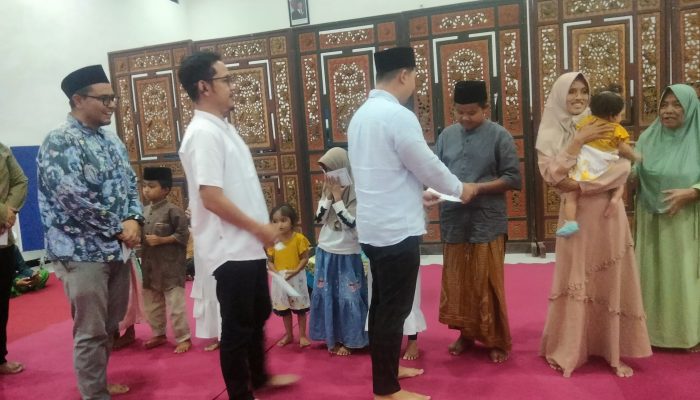 PLN UP3 Madura Gelar Buka Bersama Anak Yatim dan Guru Ngaji