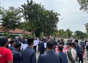 BEM Universitas Madura Lakukan Aksi Demo di Depan Kantor DPRD Tolak UU TNI Yang Baru Disahkan