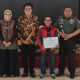 FOTO: Bupati Lumajang Indah Amperawati Masdar dan Dandim 0821 Lumajang Letkol Inf Ronny Wijaya Koesuma Usai Dialog Interaktif dalam rangka peringatan Hari Buruh Internasional