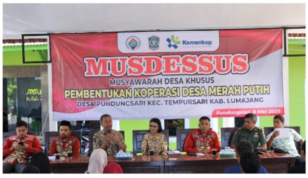 FOTO: Desa Pundungsari Kecamatan Tempursari Lumajang, Gelar Pembentukan Koperasi Merah Putih melalui musyawarah Desa khusus