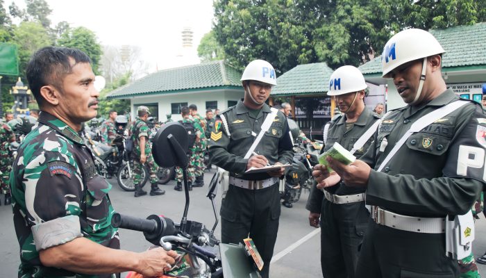 Kodim 0821/Lumajang Gelar Pemeriksaan Kendaraan Inventaris, Tegaskan Kedisiplinan dan Tertib Administrasi