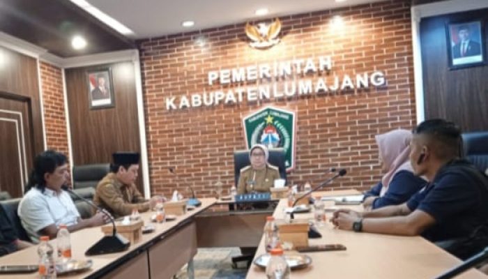 FOTO: Audensi Ikatan Wartawan Lumajang (IWL) Bersama Bupati Lumajang Indah Amperawati (Bunda Indah)
