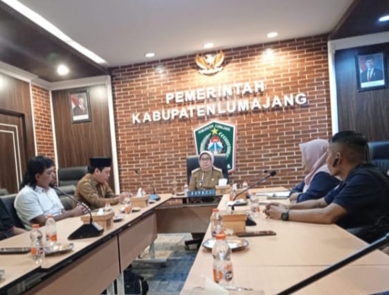 FOTO: Audensi Ikatan Wartawan Lumajang (IWL) Bersama Bupati Lumajang Indah Amperawati (Bunda Indah)