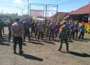 Tingkatkan Kesiapsiagaan, Babinsa dan Bhabinkamtibmas Bina Anggota Linmas Senduro