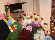 Unitomo Kukuhkan Guru Besar Hukum, Prof. Syahrul Dorong Reformasi Hukum Acara MK