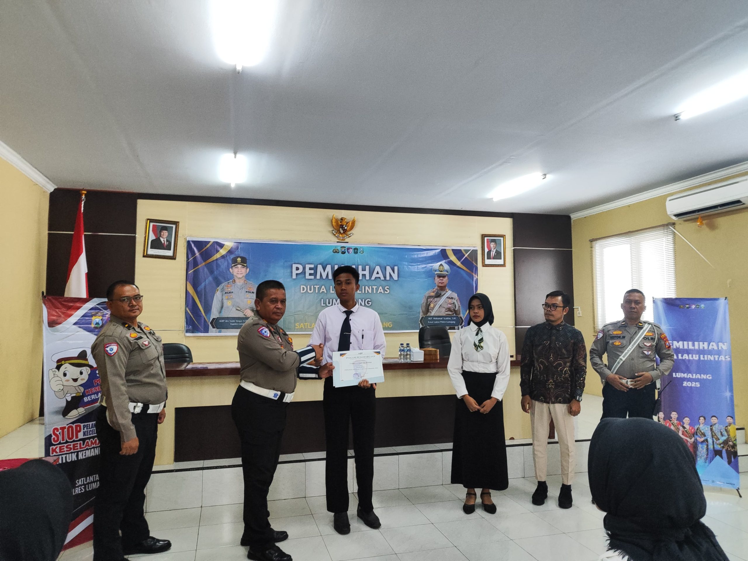 Foto: Satuan Lalu Lintas (Satlantas) Polres Lumajang menggelar kegiatan seleksi dan pemilihan Duta Lalu Lintas Tahun 2025