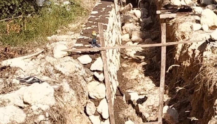 Kecipratan Dana Rp500 Juta Program BK, Proyek Saluran Drainase di Desa Apaan Sampang Diduga Tak Sesuai RAB