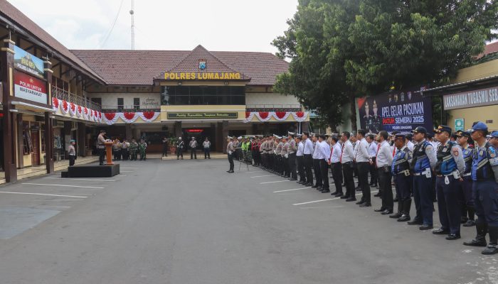 Polres Lumajang Gelar Apel Operasi Patuh Semeru 2025, Tegaskan Komitmen Tertib Lalu Lintas