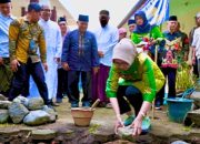 Bupati Lumajang Indah Amperawati Letakkan Batu Permata Bangun Griya Lansia