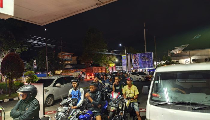 Distribusi BBM Dipercepat, Bunda Indah Ajak Warga Lumajang Tetap Tenang