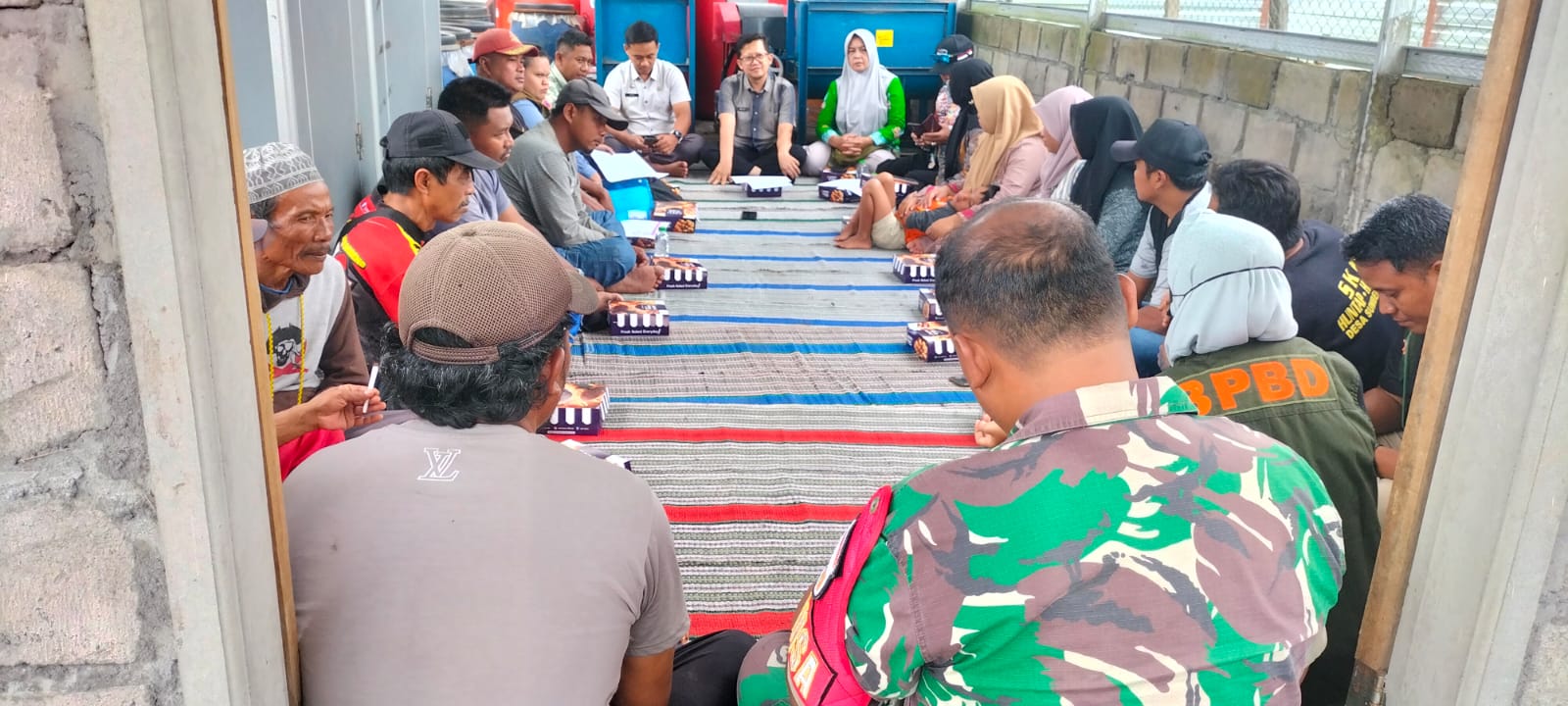 Foto: Kunjungan BPBD dan BNPB ke Kelompok Ternak Unggul dan Jaya milik warga HUNTAP-HUNTARA