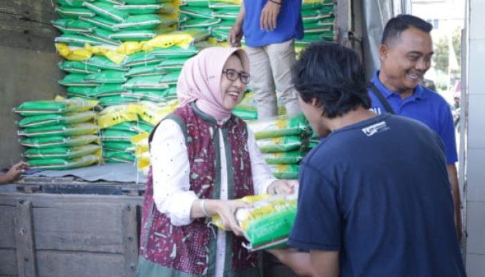 Momen HUT RI Ke 80, Bupati Lumajang Di Warnai Dengan Pangan Murah Rakyat Merdeka