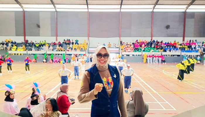 Ketua PERWOSI Lumajang Gelar Lomba Senam SBSU Seri 1