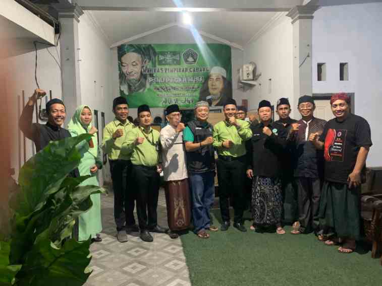 FOTO: Pengurus Cabang Pagar Nusa Sumenep melaksanakan sosialisasi pengembangan usaha bersama BMT NU