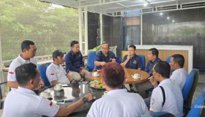 Audiensi AJS dan KPP Pamekasan Bahas Kepatuhan Pajak Industri Rokok di Madura