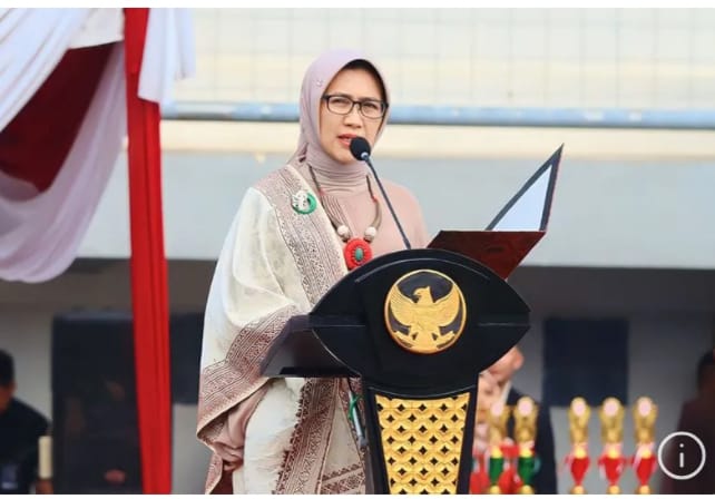 FOTO: Bupati Lumajang, Indah Amperawati