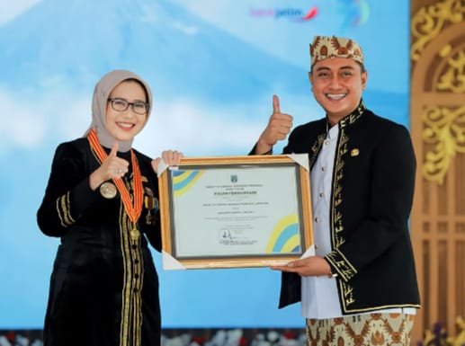 FOTO: Bupati Lumajang Indah Amperawati