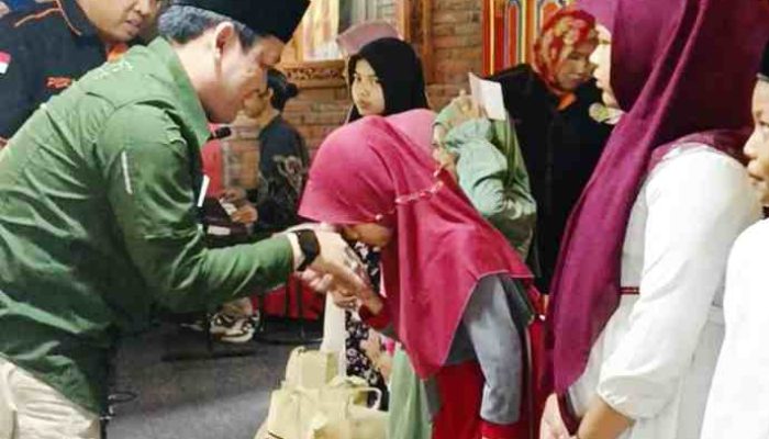 Peringati HPN 2026, IWL Lumajang Gelar Santunan Anak Yatim dan Kaum Duafa di Pendopo Kebonagung