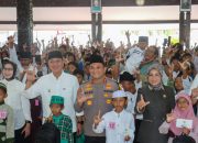 Kapolres Lumajang Salurkan Santunan 1.000 Anak Yatim di Pendopo Aryawiraraja