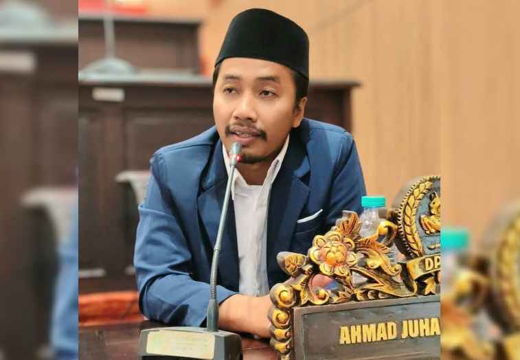 Ahmad Juhairi, Anggota DPRD Sumenep Dorong Penertiban Tambang Pasir Ilegal, Minta Aparat Tegas Lindungi Lingkungan