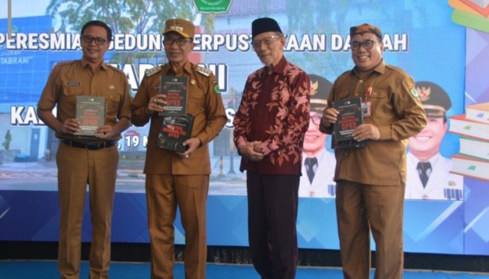 Bupati Pamekasan Resmikan Perpustakaan M. Tabrani, Dorong Literasi dan Peradaban Daerah