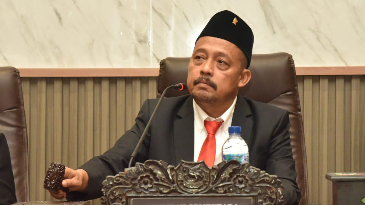 H. Zainal Arifin Ketua DPRD Sumenep