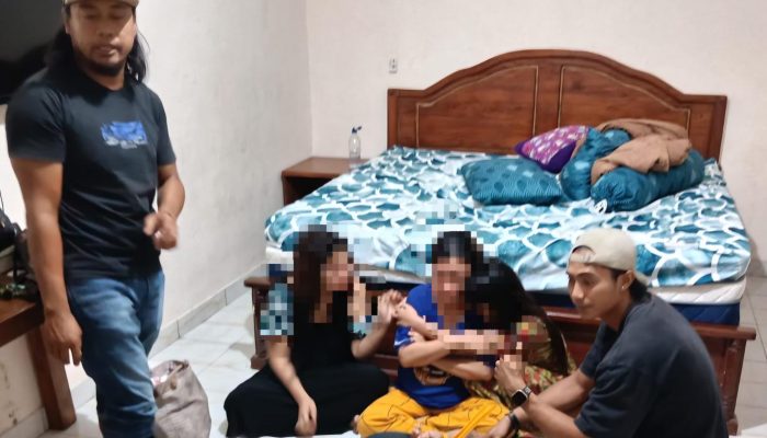 Terekam CCTV, Dua Pencuri Emas Lintas Pulau Diburu hingga NTB