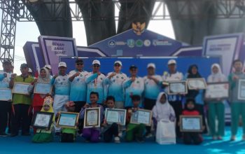 FOTO: Pamekasan Jadi Tuan Rumah Puncak Hardiknas Jatim 2026