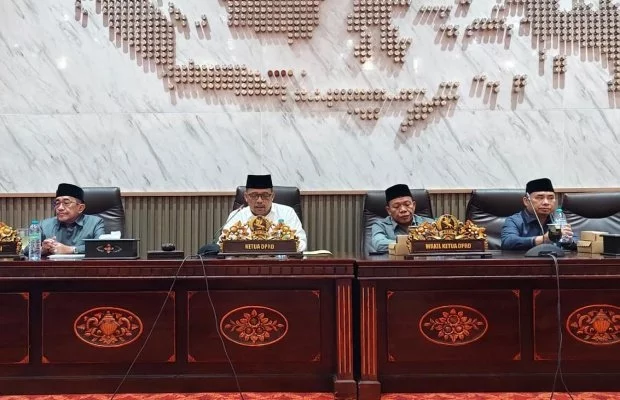 Rapat Paripurna pandangan umum fraksi-fraksi terhadap Nota Penjelasan Bupati atas tiga Rancangan Peraturan Daerah (Raperda) Tahun 2026