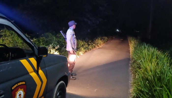 Patroli Dini Hari, Polsek Kunir Perketat Pengawasan Titik Rawan Kejahatan