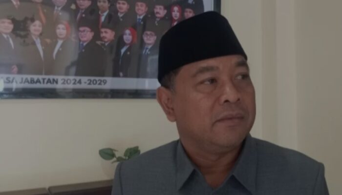 FOTO : Wakil Ketua DPRD Kabupaten Lumajang, Kak Tua Sudi.